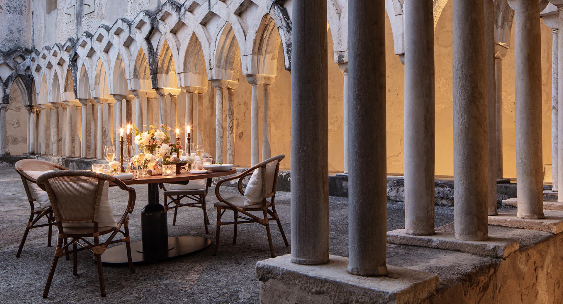 anantara_convento_di_amalfi_grand_hotel_dining_by_design_cloister_1920x1037
